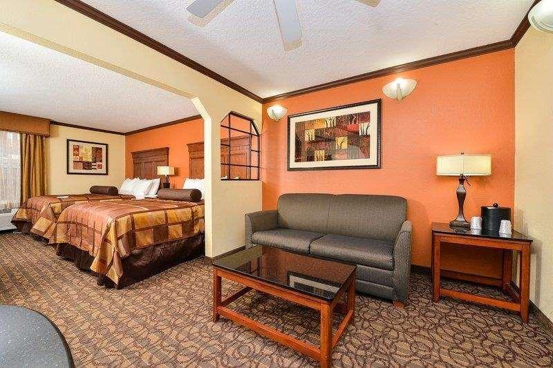 Best Western Plus Midwest Inn & Suites Salina Exteriör bild